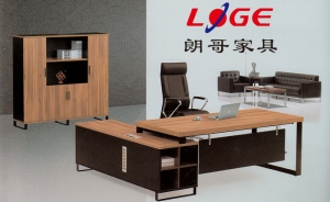 選購板式辦公家具時(shí)我們要注意這幾點(diǎn)。